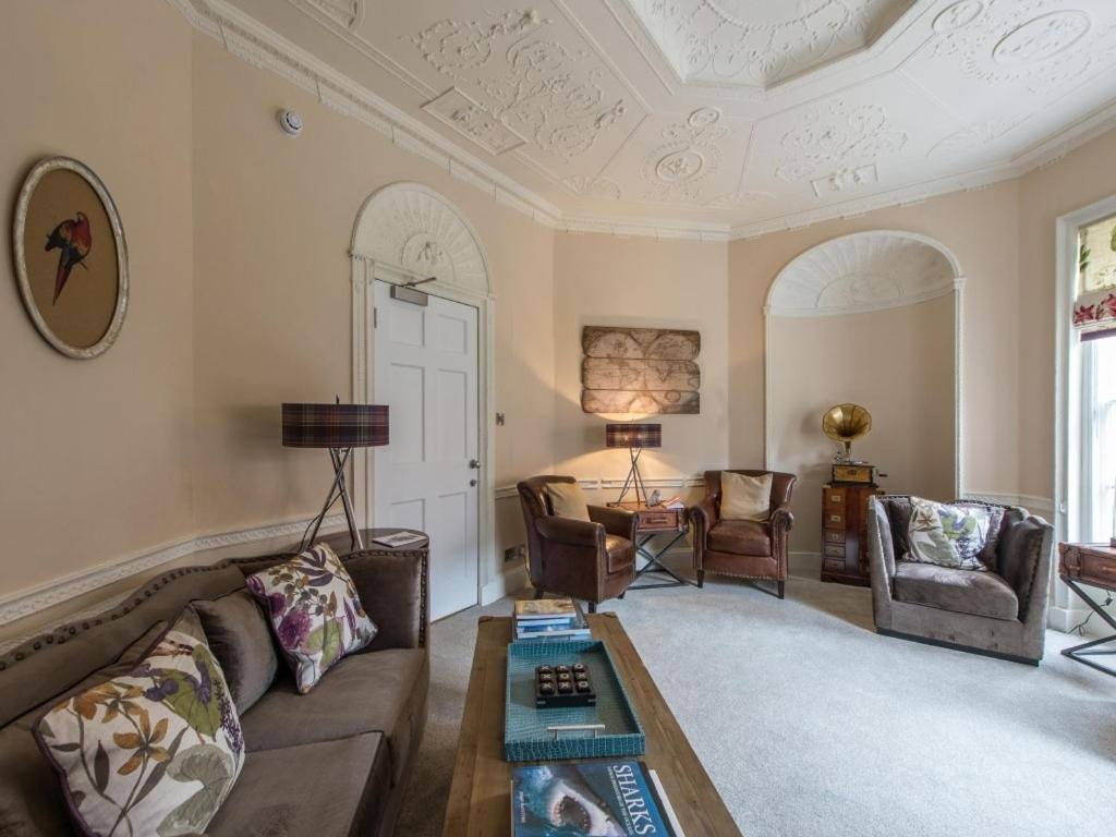 Darwin'S Townhouse Bed and Breakfast Shrewsbury Eksteriør billede The Drawing Room
