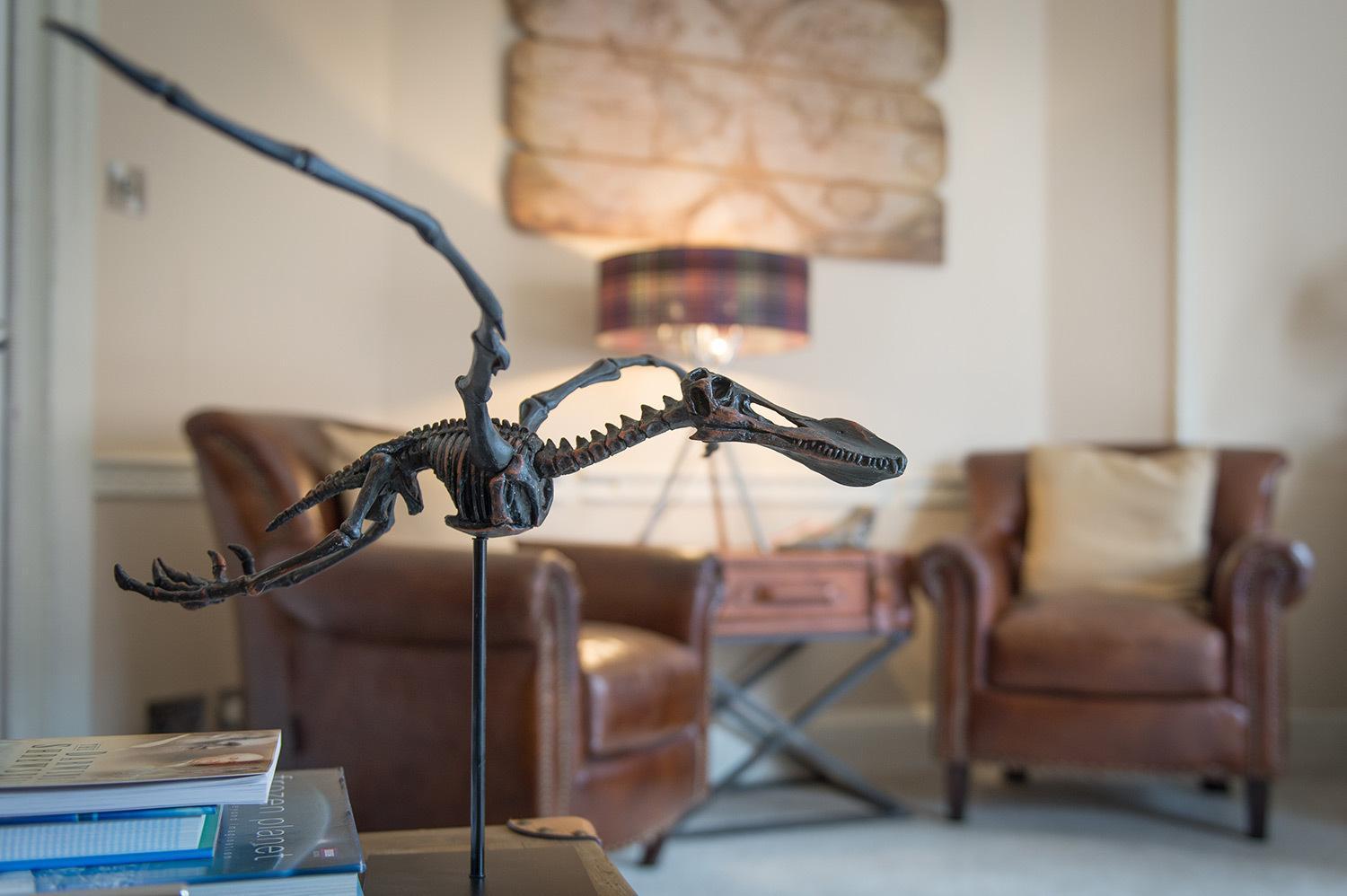 Darwin'S Townhouse Bed and Breakfast Shrewsbury Eksteriør billede Fossil of the Late Cretaceous tyrannosaur Dryptosaurus